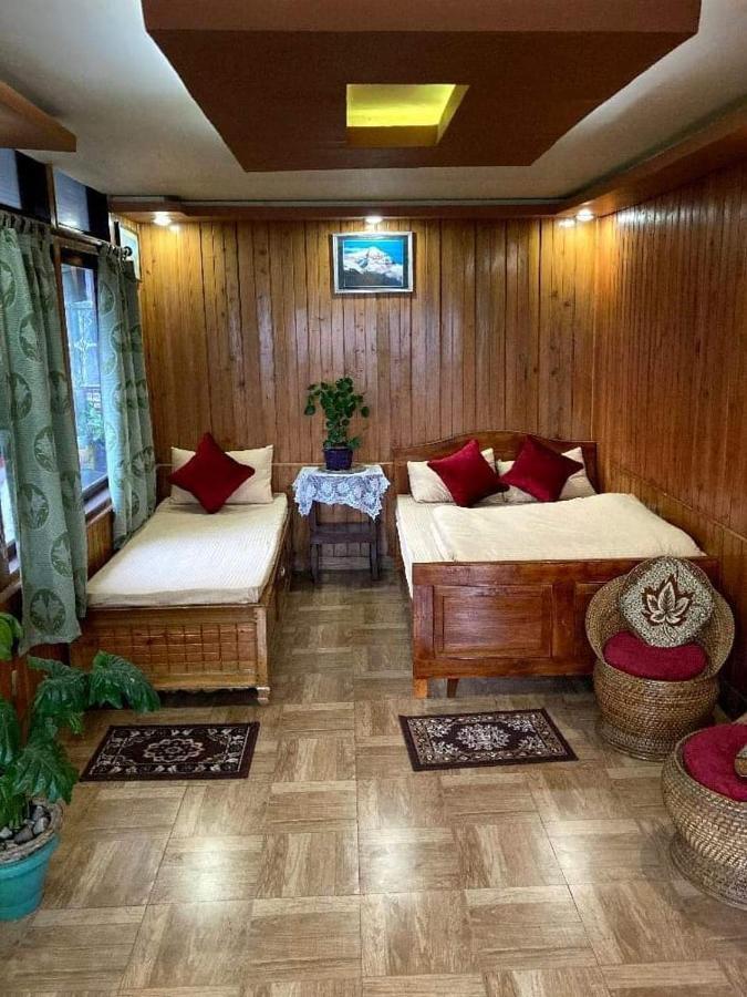 Raibas Homestay 다르질링 외부 사진