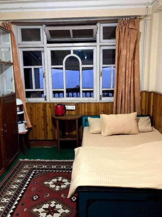 Raibas Homestay 다르질링 외부 사진